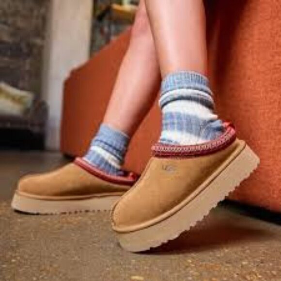 UGG  Tasman Platform Brown Loafers Moccasin Style Slip-Ons Women  Size 11 - Picture 2 of 9